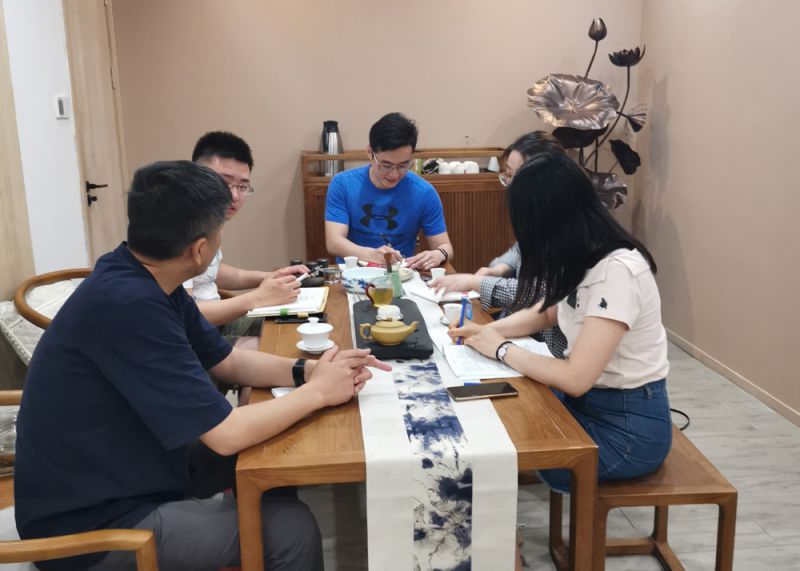 聚会.jpg