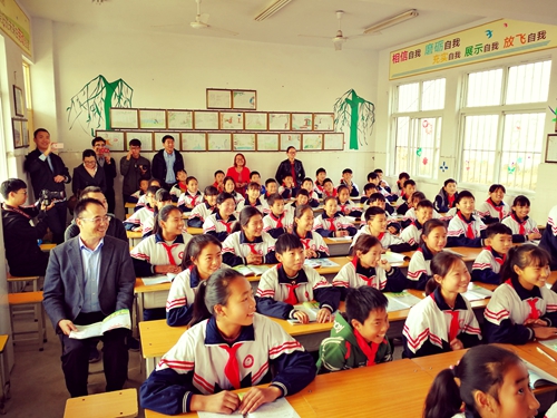 洛阳长往人口_洛阳师范学院长图