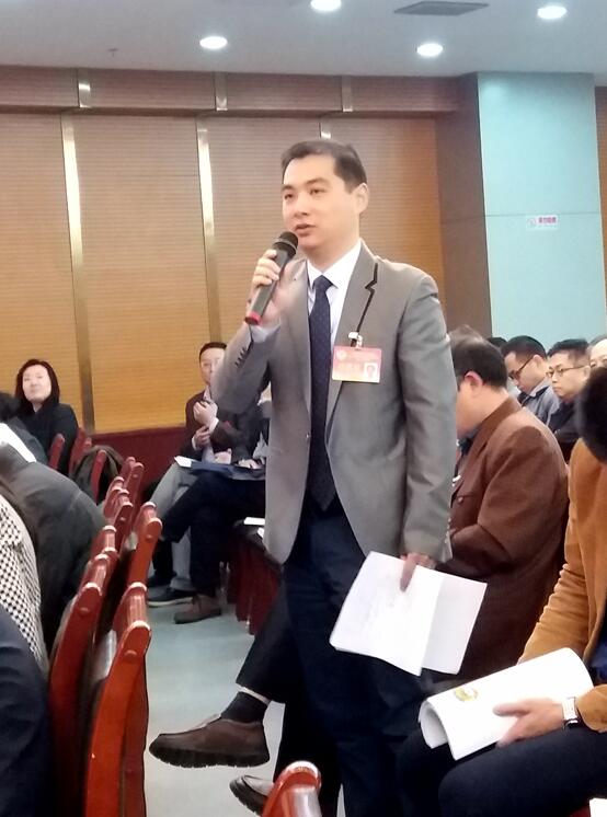 1.3邓达志委员在现场发言