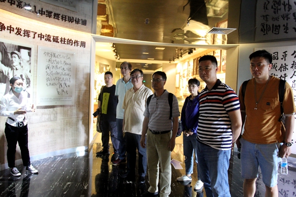 IMG_4744_参观南洋纪念馆.jpg
