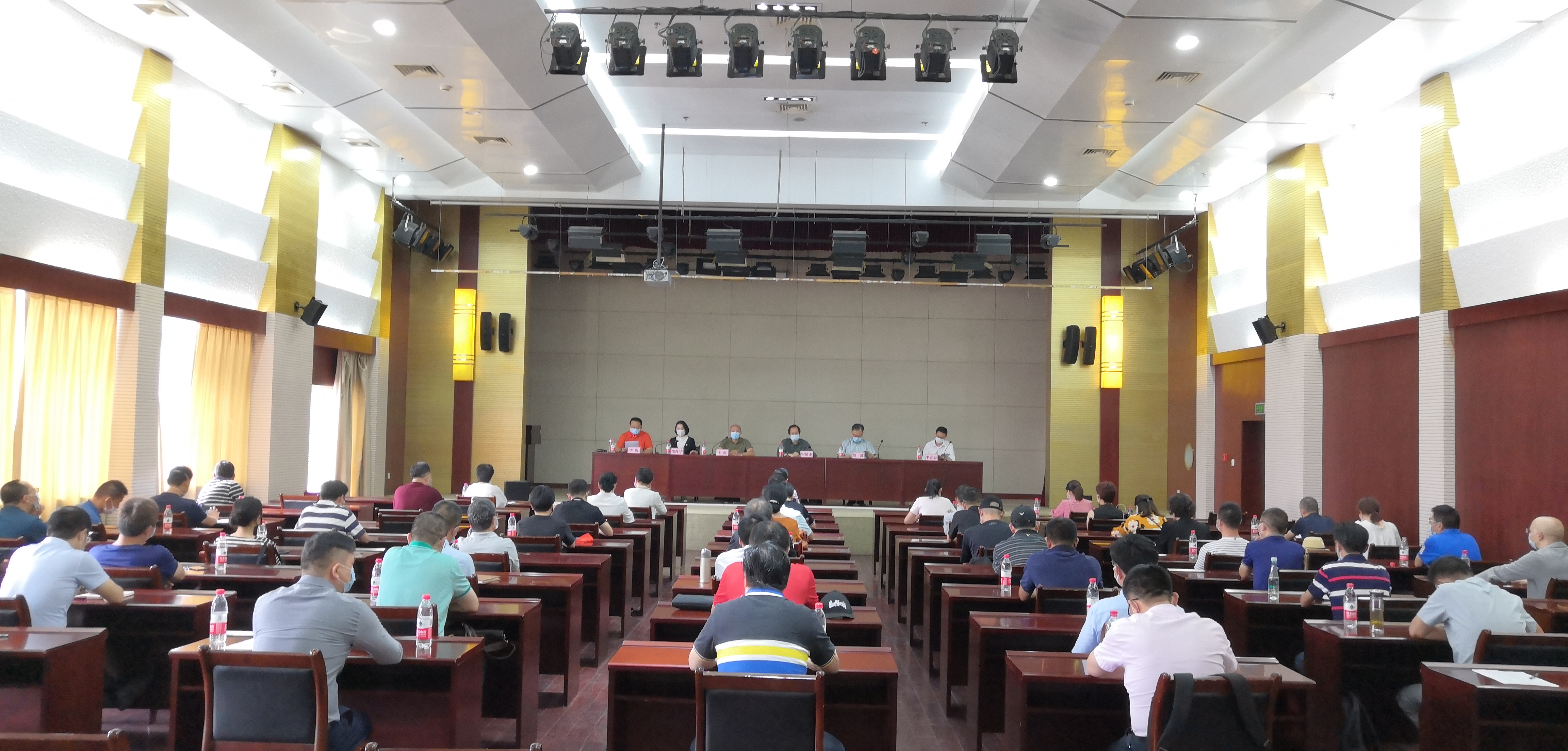 省直工委大会照片2.jpg