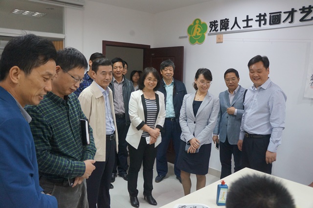 1476858990781328.jpg 网页-调研靖江社区庇护劳作中心.jpg
