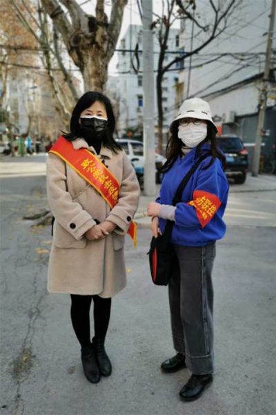 褚安娜与周梦青.jpg