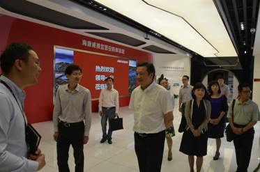 3市政协副主席、致公党市委会主委胡伟走访滨江区人大代表、致公党员于亮所在的海康威视数字技术股份有限公司